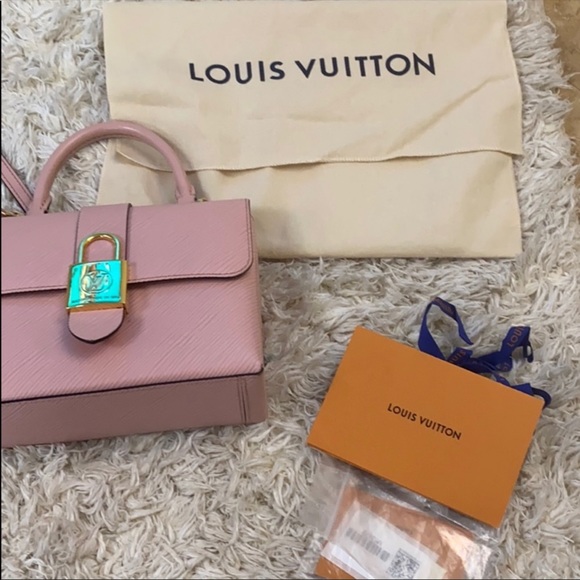 Louis Vuitton purse - Picture 8 of 10